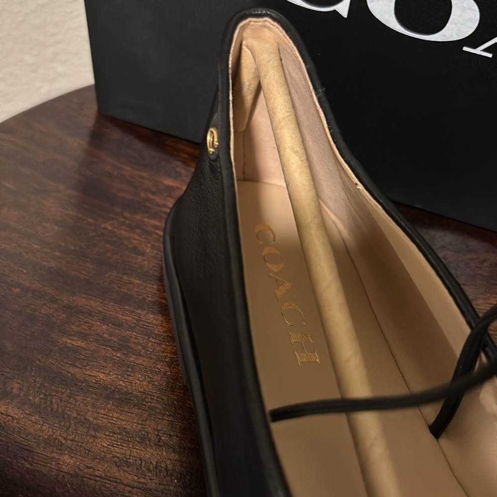 Coach Elegant Black Leather Flats - Picture 5 of 7